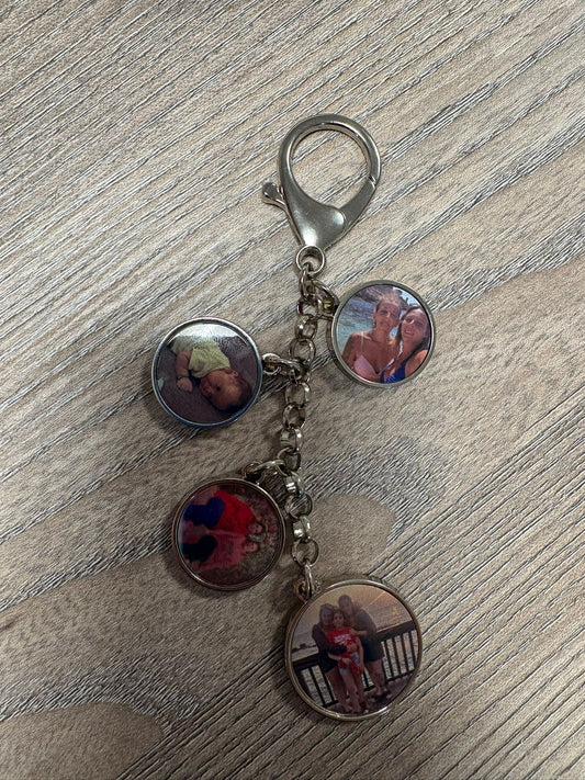 Portachiavi in metallo  con 4 foto