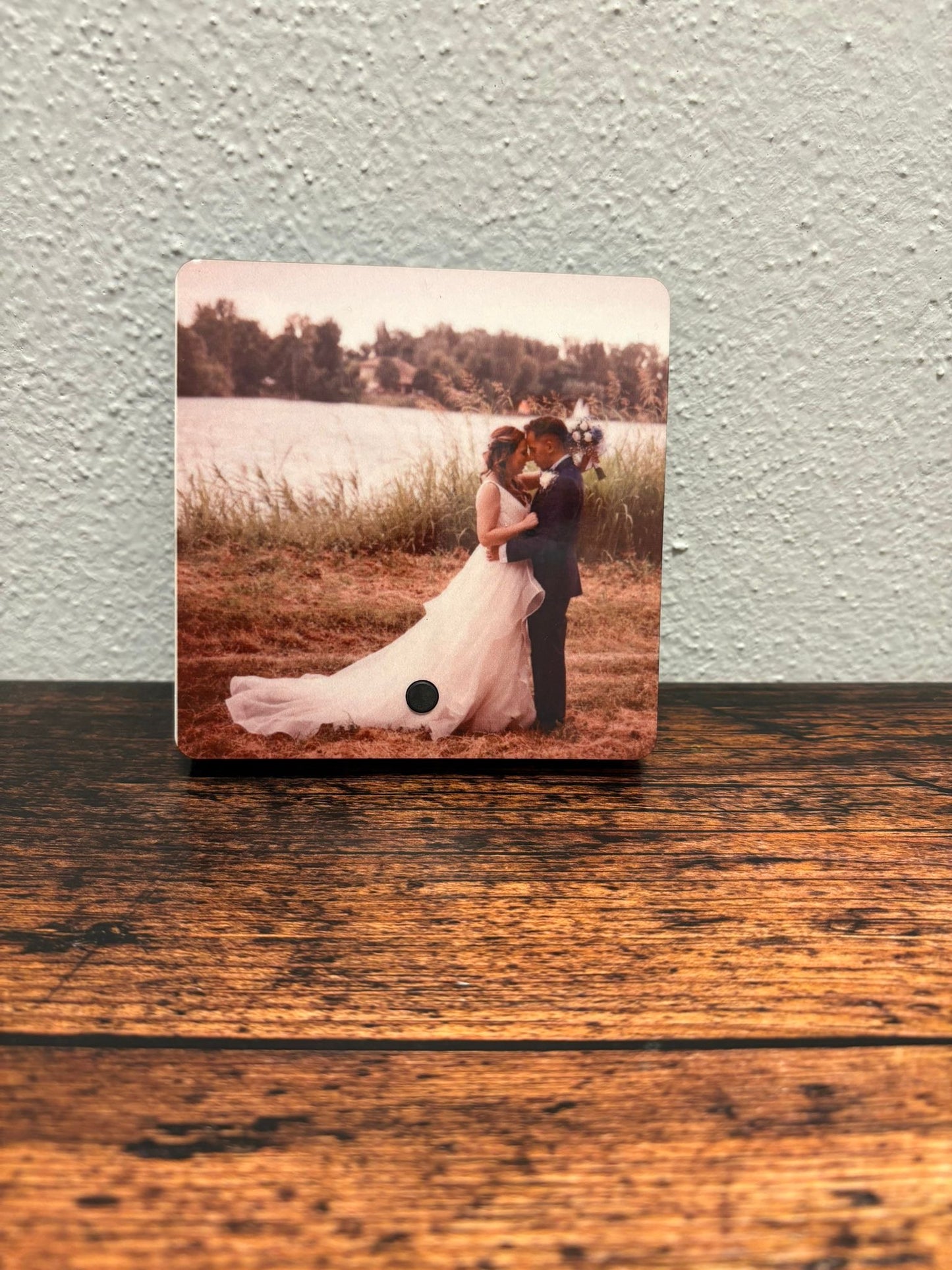 calamita da frigo con canzone a vostra scelta all’interno!
10x10cm